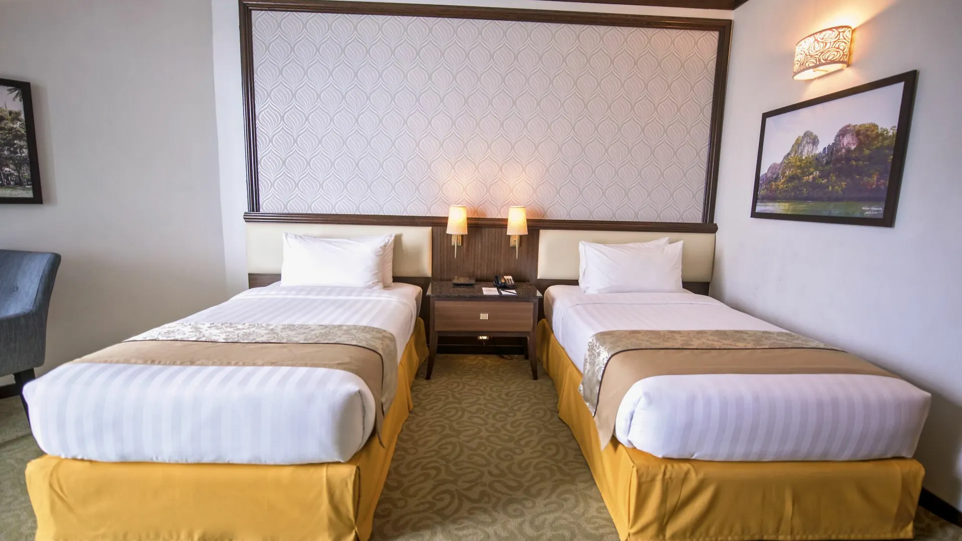 Adya Hotel Langkawi Kuah 4*,